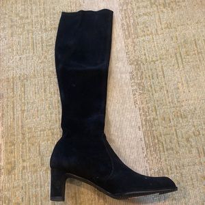 Stuart Weitzmen, Chicboot Black Suede